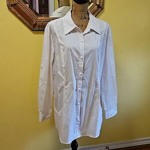 Simonton Says white tunic top size Large